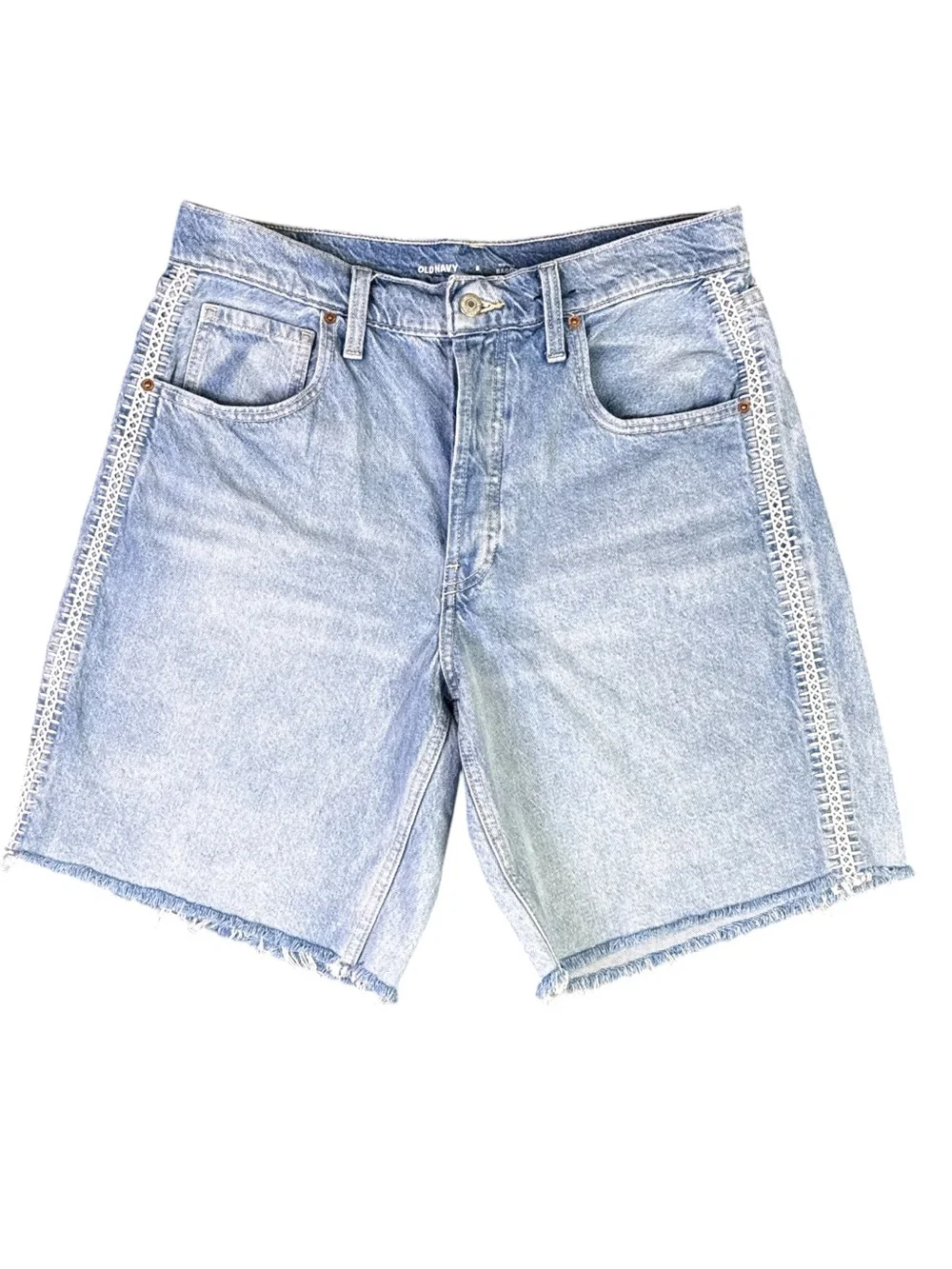 Old Navy Mid-Rise Baggy Denim Bermuda Shorts Size 8 Light Wash 9” Inseam Raw Hem